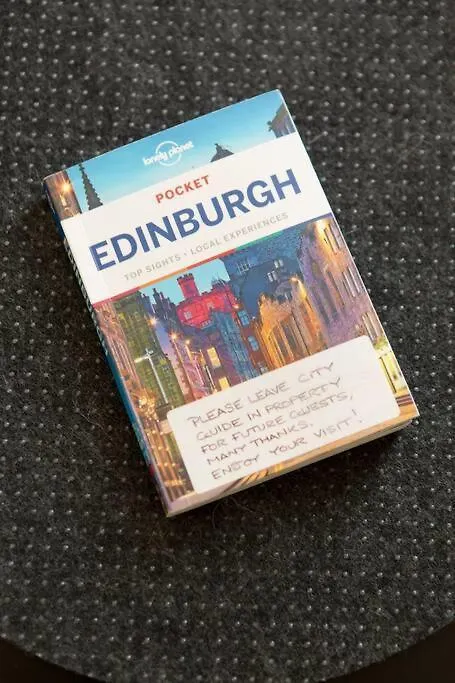 Modern & Bright 1 Bed For 4 Close To City Centre! Edinburgh Apartmán
