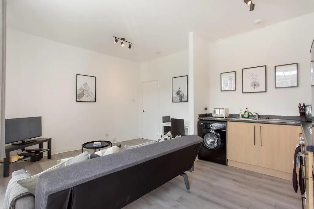 Modern & Bright 1 Bed For 4 Close To City Centre! Edinburgh Apartmán